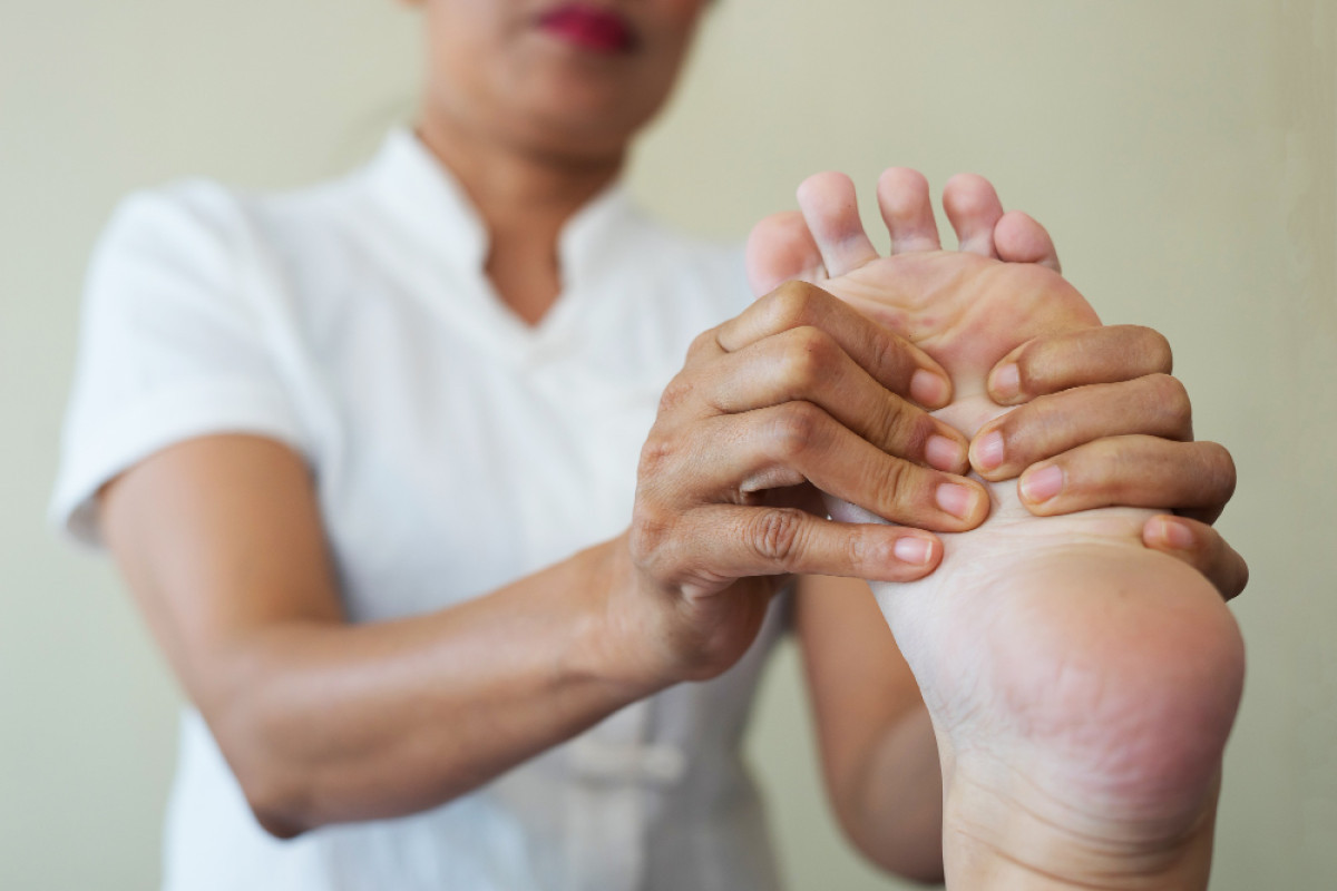 Fascite Plantar: Quando a Dor na Planta do Pé Impede Seus Passos