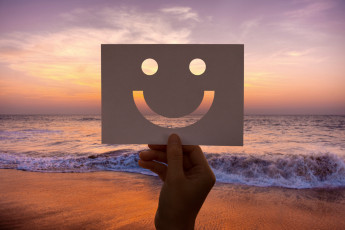voce_precisa_pensar_positivo_o_lado_oculto_dessa_frase_que_pode_te_adoecer.jpg