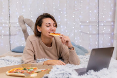 inverno_faz_a_gente_engordar_o_que_a_ciencia_realmente_diz_sobre_frio_metabolismo_e_ganho_de_peso (1).jpg