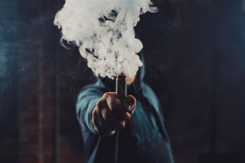 uso_de_vape_entre_estudantes_saltou_de_4_7_para_10_e_preocupa_especialista.jpg