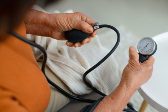 pressao_alta_5_mitos_e_verdades_que_atrapalham_o_diagnostico_e_o_tratamento.jpg